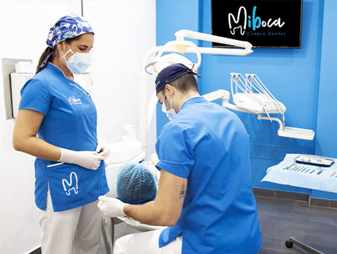 Implante dental Una solución duradera para recuperar la sonrisa perfecta